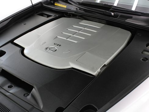 Used 2016 Lexus LS 460 image 74