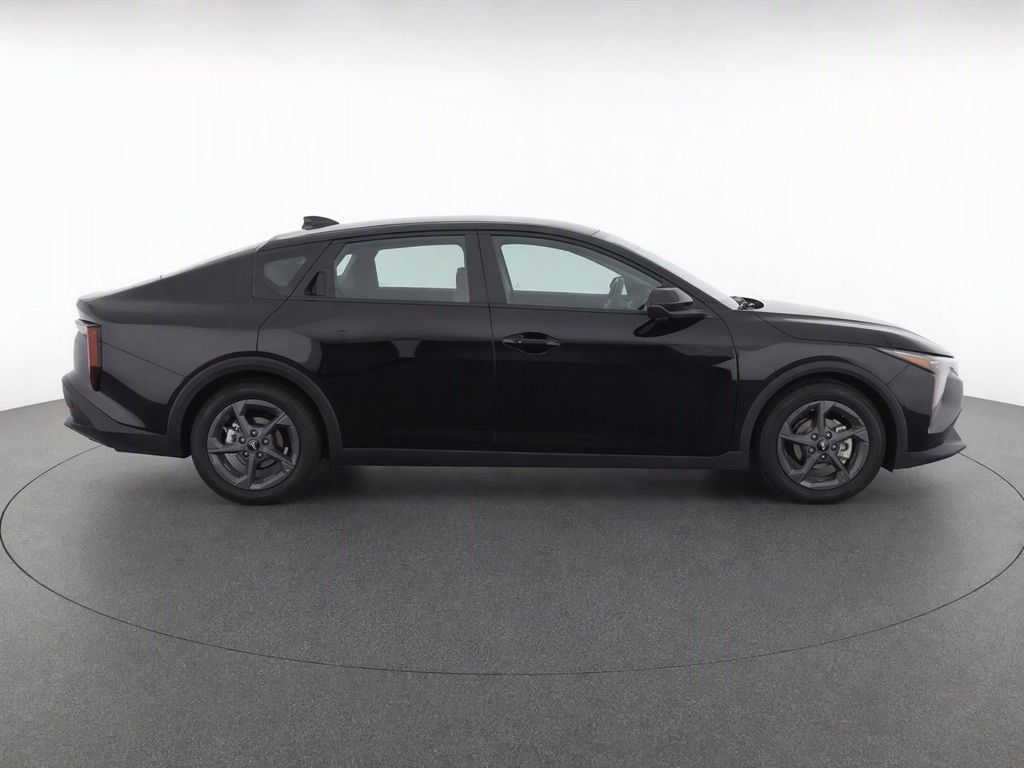 Used 2025 Kia K4 FWD image 10