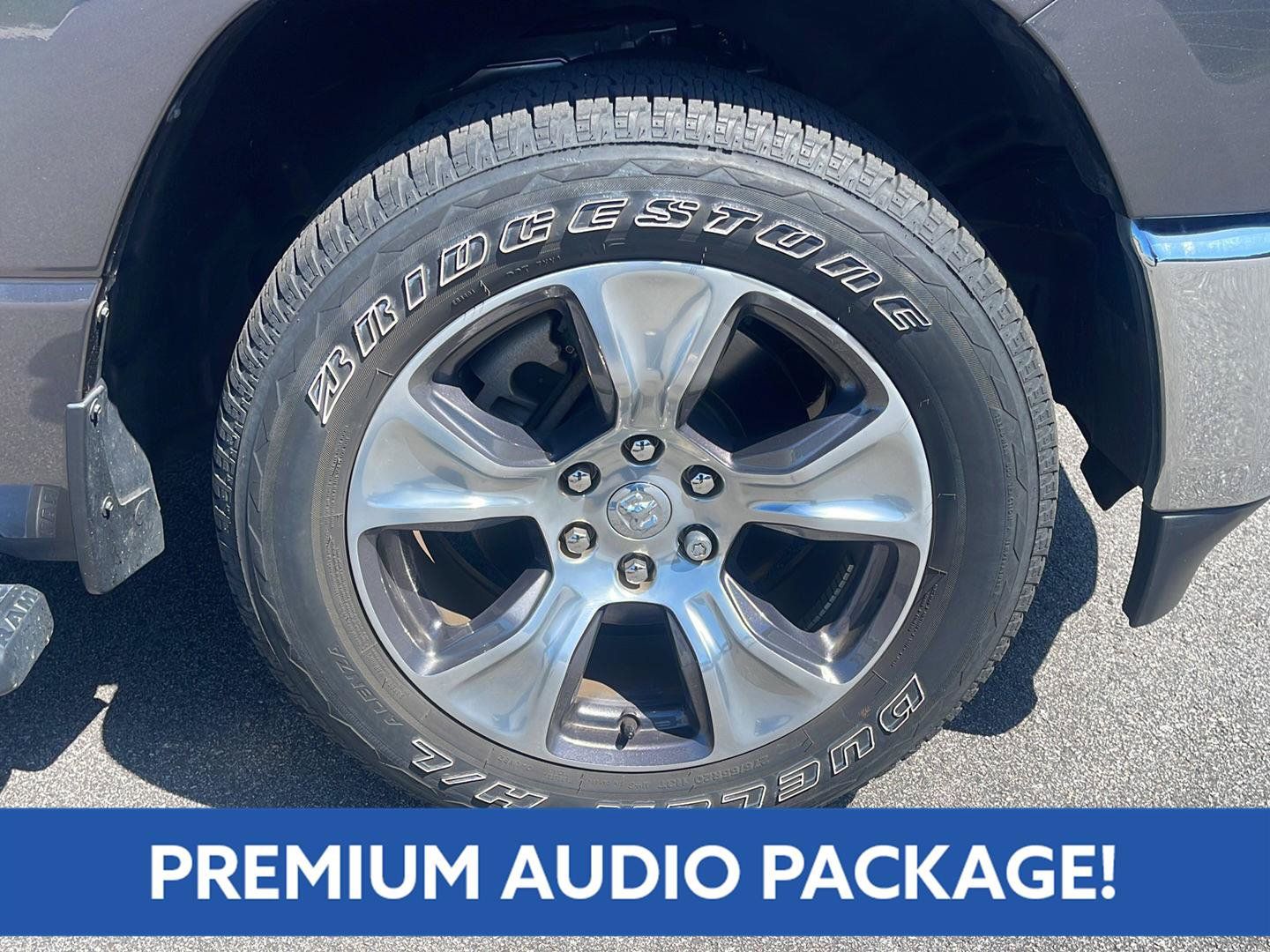 Used 2023 RAM 1500 Laramie AWD/4WD image 9