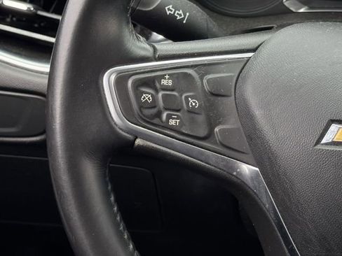 Used 2017 Chevrolet Malibu LT FWD image 14