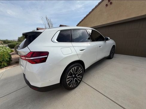 Used 2025 BMW X3 xDrive30i w/ Premium Package AWD/4WD image 2
