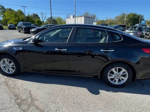 Used 2016 Kia Optima LX image 7