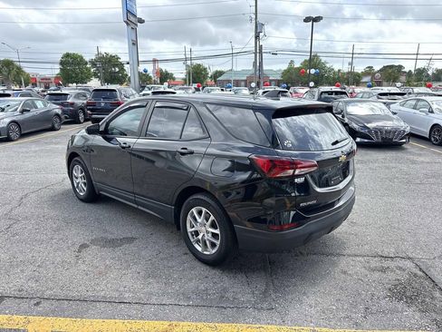 Used 2023 Chevrolet Equinox LS w/ LPO, Floor Liner Package FWD image 6