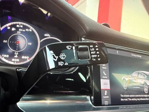 Used 2018 Porsche Panamera 4S AWD/4WD image 21