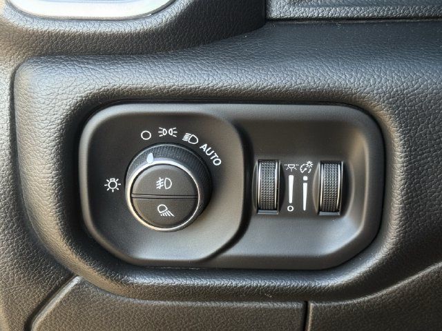 Used 2019 RAM 2500 Big Horn AWD/4WD image 24