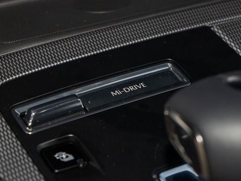 New 2025 MAZDA CX-70 Plug-In Hybrid w/ Premium Plus image 38