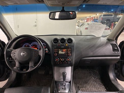 Used 2012 Nissan Altima 3.5 SR w/ Sport Pkg image 11