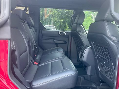 New 2025 Ford Bronco Big Bend w/ Black Diamond Package AWD/4WD image 13