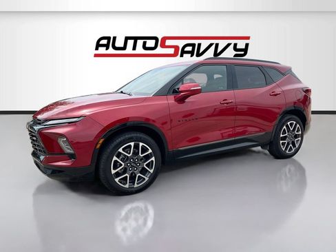 Used 2025 Chevrolet Blazer RS w/ LPO, Floor Liner Package FWD image 3