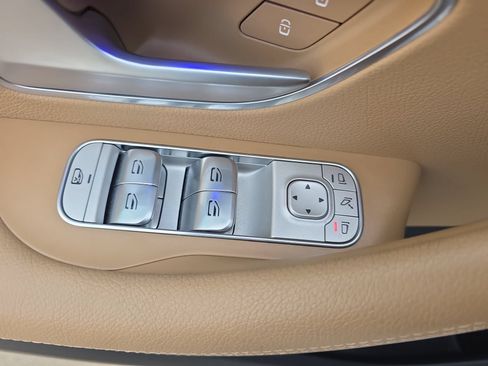 Certified 2024 Mercedes-Benz GLE 450e 4MATIC image 27
