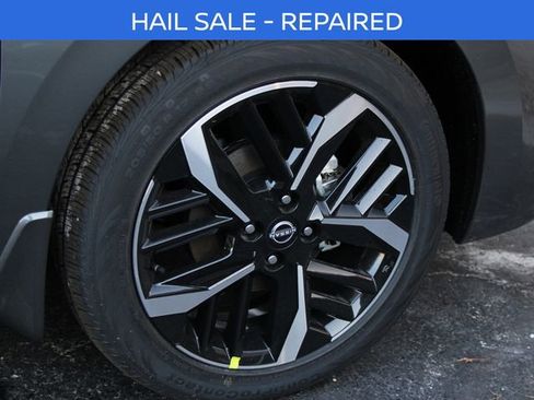 New 2025 Nissan Versa SR w/ Trunk Package image 11