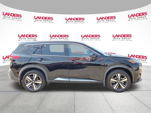 Used 2021 Nissan Rogue SL FWD image 2