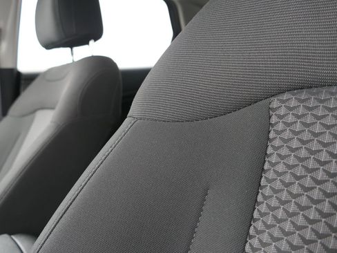 Certified 2025 Kia Sportage LX image 12