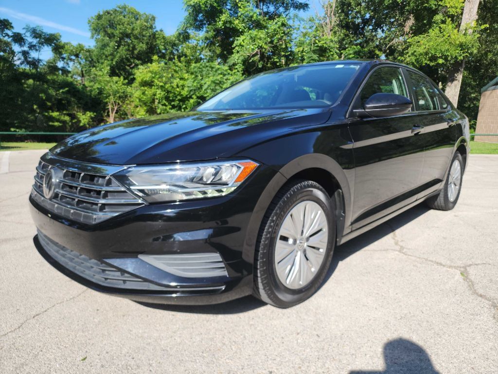 Used 2019 Volkswagen Jetta S w/ Driver Assistance Package FWD image 3