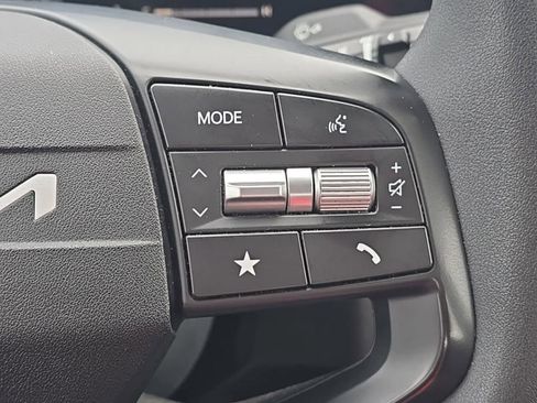 Used 2025 Kia K4 FWD image 22