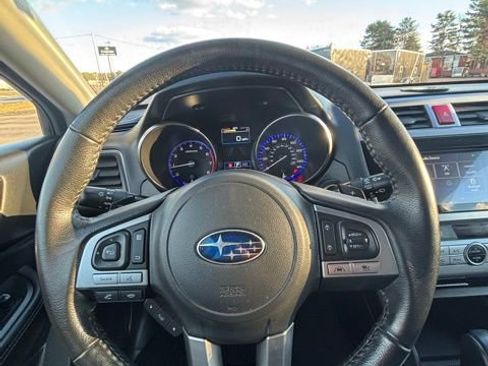 Used 2017 Subaru Outback 2.5i Limited image 25