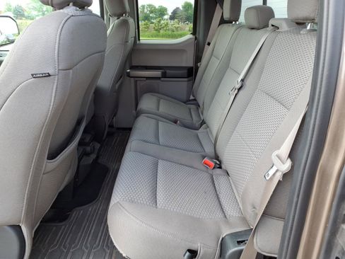 Used 2019 Ford F150 XLT w/ Equipment Group 302A Luxury AWD/4WD image 12
