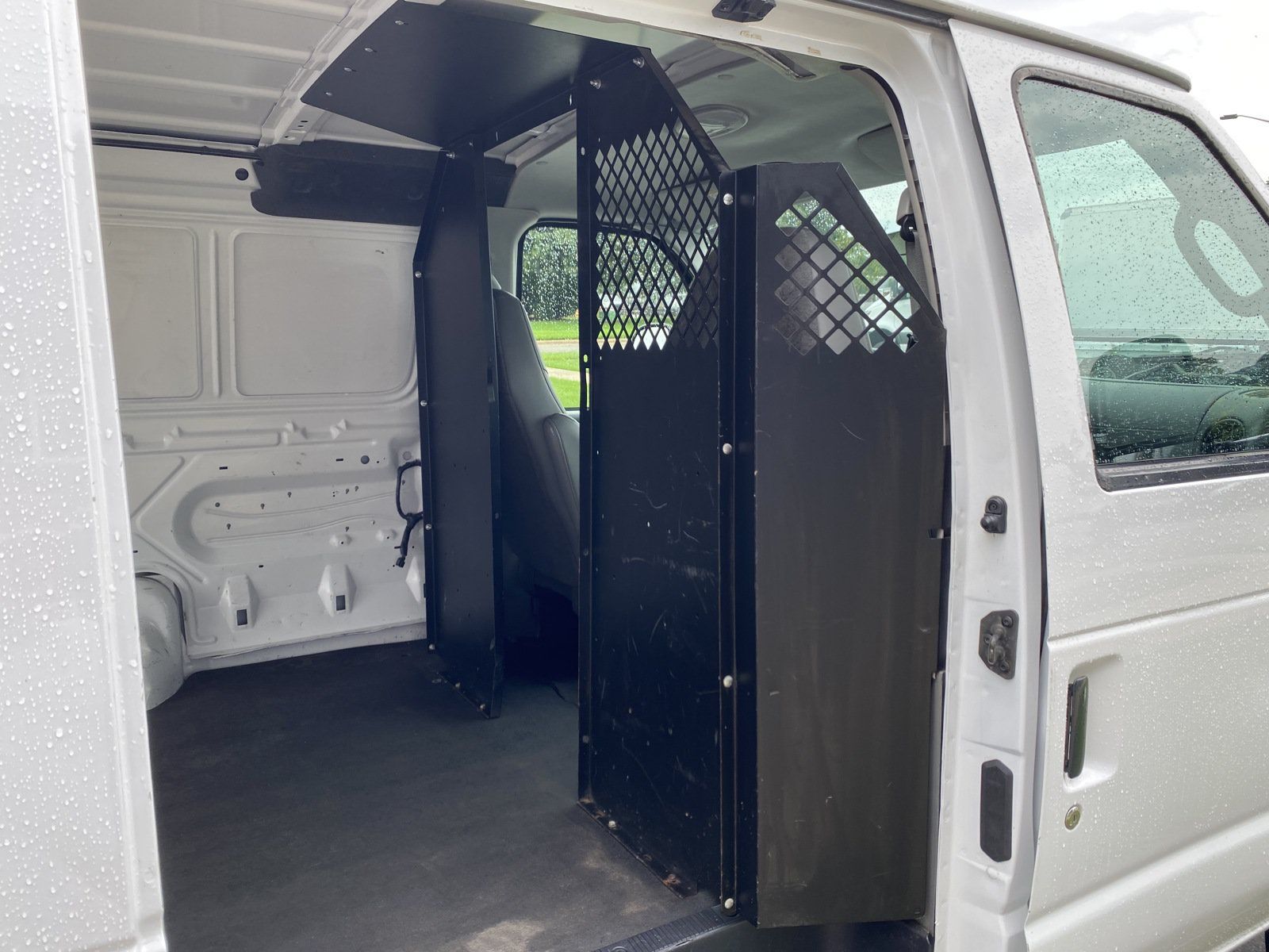 Used 2007 Ford E-250 and Econoline 250 RWD image 8