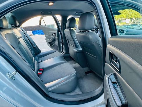 Used 2016 Chevrolet Malibu LT image 18