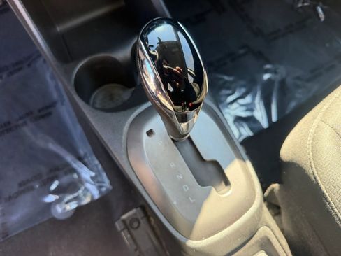 Used 2021 Chevrolet Spark LT image 28