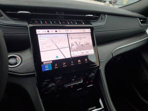 New 2025 Jeep Grand Cherokee L Limited w/ Black Appearance Package image 25