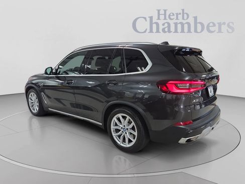 Used 2023 BMW X5 xDrive45e w/ Executive Package AWD/4WD image 3