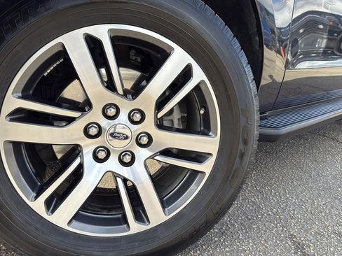 Used 2024 Ford Expedition Max Limited image 9