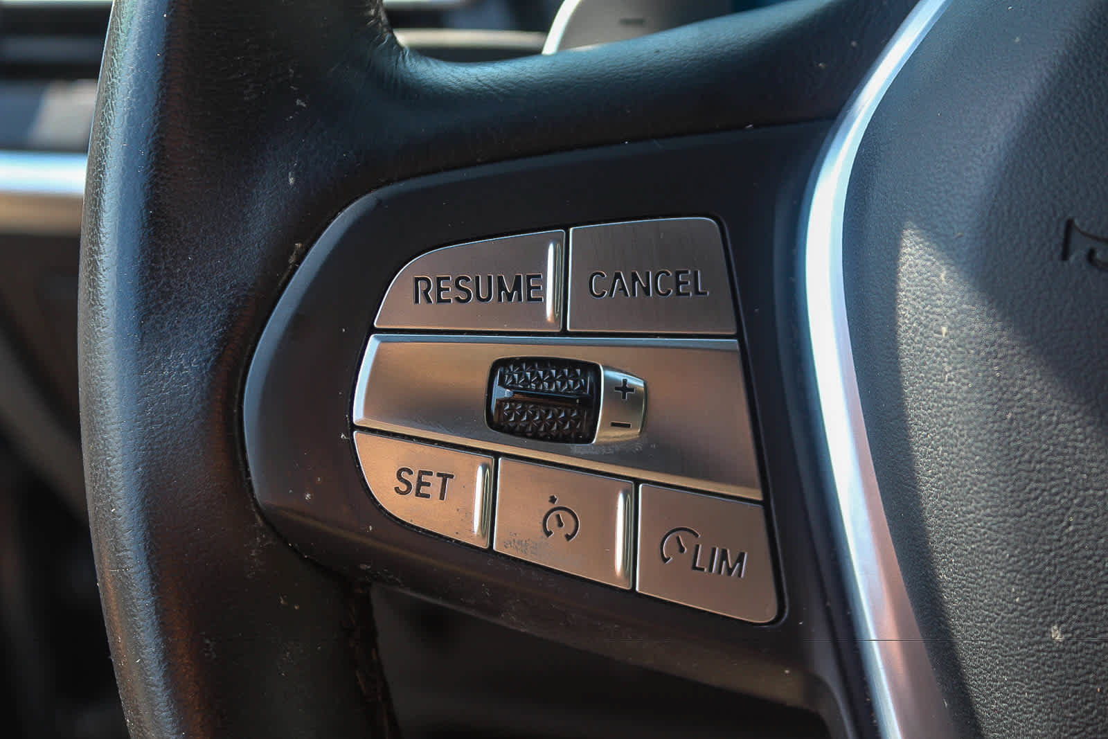 Used 2024 BMW X3 sDrive30i w/ Convenience Package RWD image 21