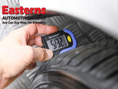 Used 2023 Toyota Corolla LE image 28