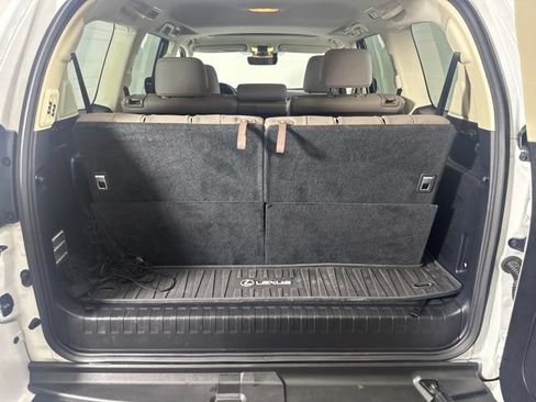 Used 2023 Lexus GX 460 Premium w/ Premium Plus Package AWD/4WD image 11