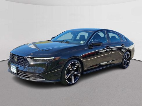 Certified 2023 Honda Accord Sport image 4