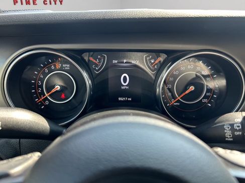 Used 2019 Jeep Wrangler Sport AWD/4WD image 16