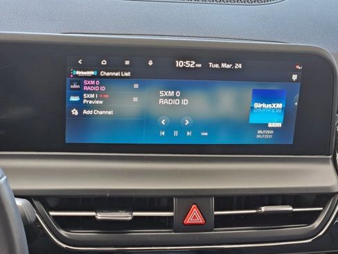 Used 2025 Kia Seltos S image 11