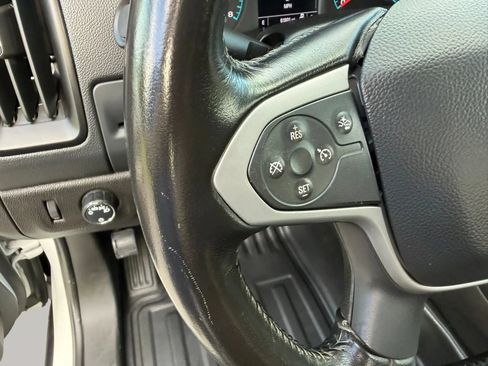 Used 2022 Chevrolet Colorado LT w/ Fleet Safety Package RWD image 16