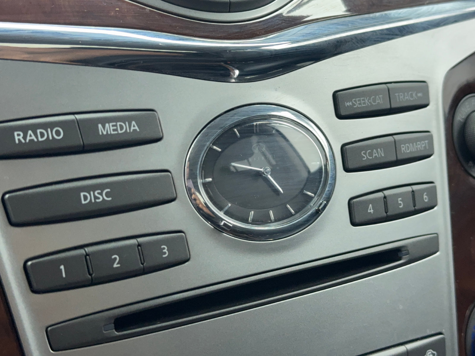 Used 2019 INFINITI QX80 Luxe w/ Proassist Package RWD image 29
