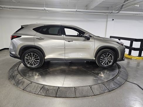 Used 2022 Lexus NX 350 AWD image 9