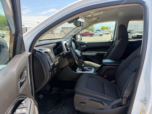 Used 2018 Chevrolet Colorado LT RWD image 17