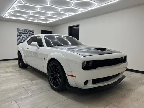 Used 2021 Dodge Challenger R/T Scat Pack image 9