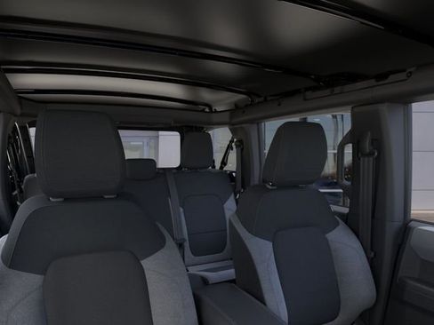 New 2025 Ford Bronco 4-Door AWD/4WD image 12