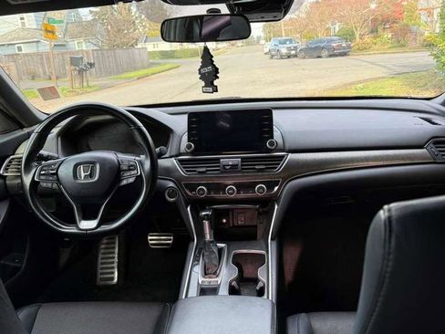 Used 2020 Honda Accord Sport image 10