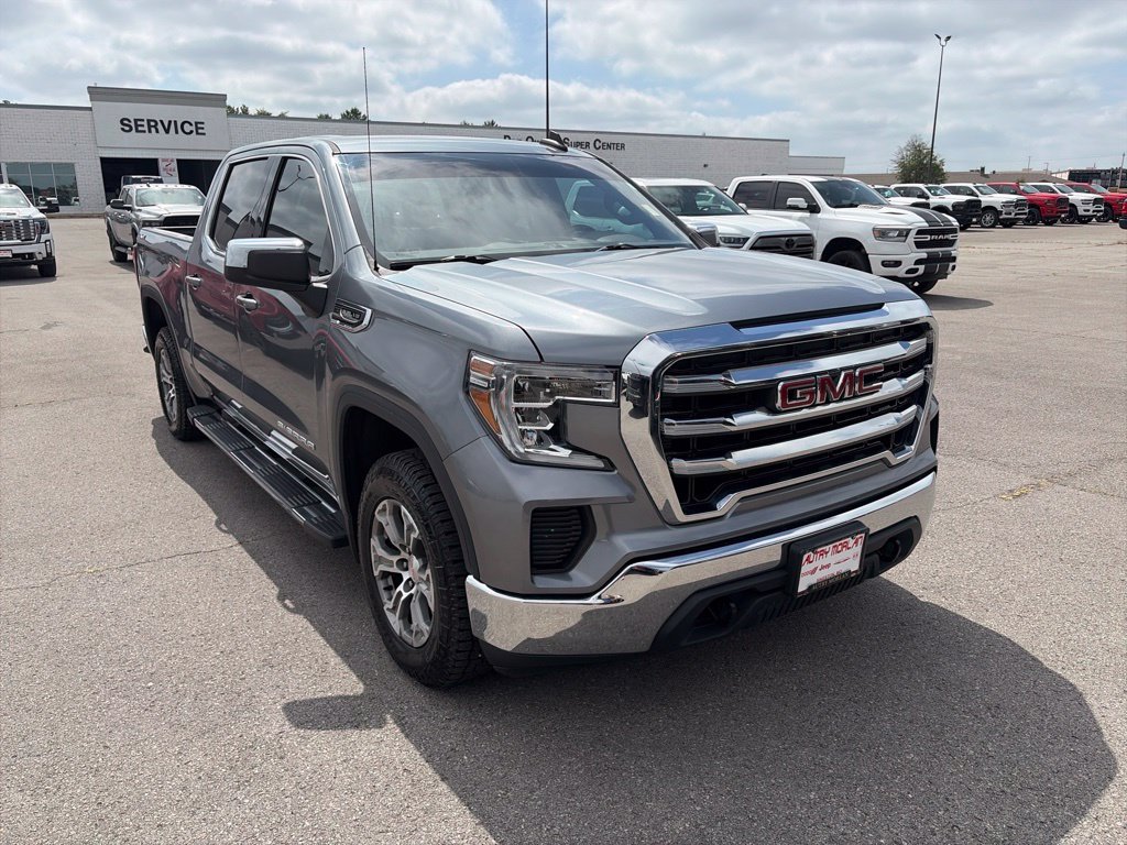 Used 2020 GMC Sierra 1500 SLE w/ SLE Value Package AWD/4WD image 8