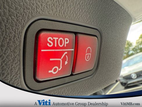 Certified 2024 Mercedes-Benz GLC 300 4MATIC image 25