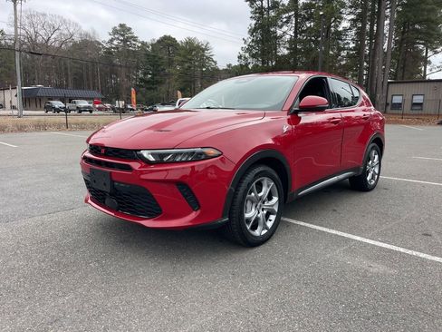 Used 2024 Dodge Hornet R/T image 2