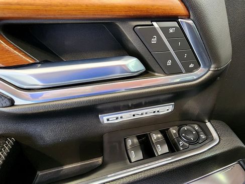 Used 2023 GMC Sierra 1500 Denali w/ Denali Reserve Package image 25