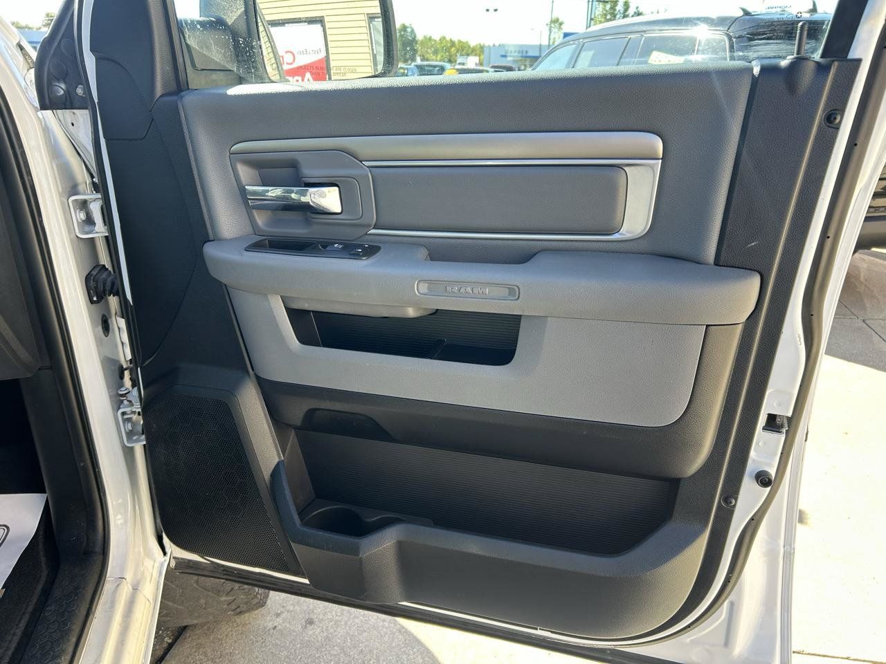 Used 2017 RAM 1500 Big Horn AWD/4WD image 18