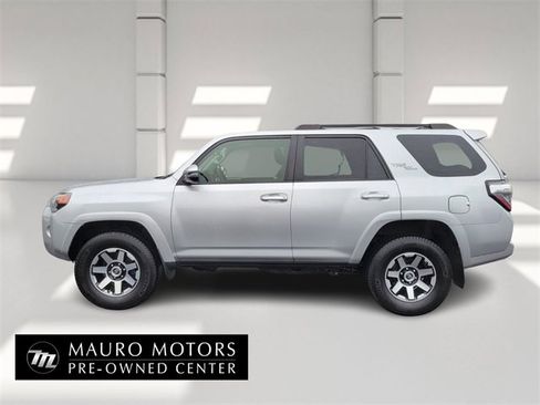 Used 2019 Toyota 4Runner TRD Off-Road Premium image 6