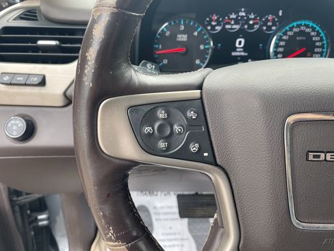 Used 2018 GMC Yukon Denali w/ Open Road Package image 16