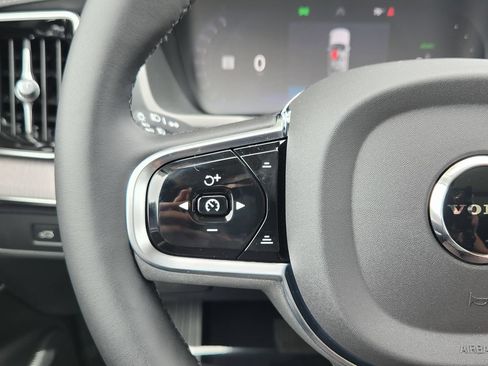 New 2026 Volvo XC90 T8 Ultra w/ Protection Package AWD/4WD image 17