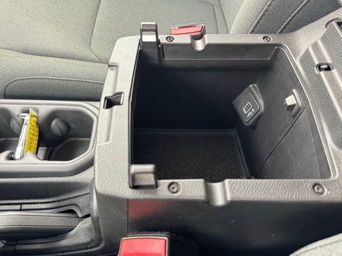 Certified 2024 Jeep Wrangler Sport S image 20