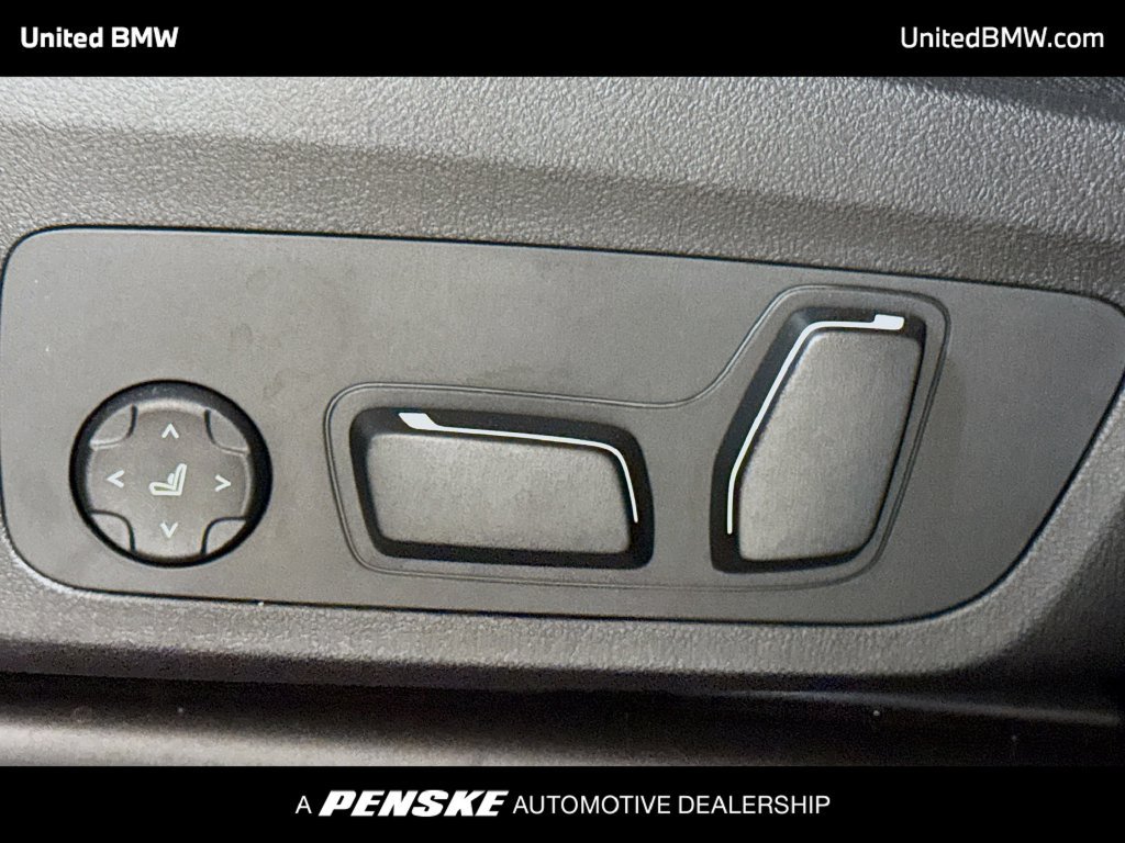 Used 2025 BMW X4 xDrive30i w/ Premium Package AWD/4WD image 4